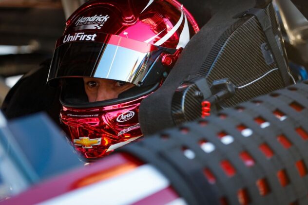 Elliott 'hungry for more' after just missing out on Martinsville win