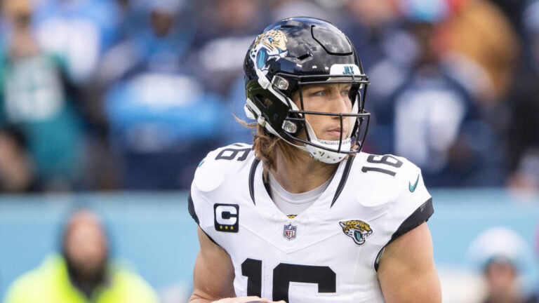 Extension talks underway between Jaguars, QB Trevor Lawrence