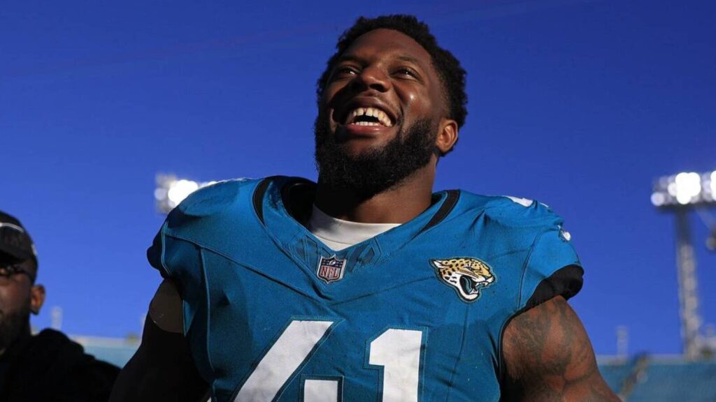 Fans React to Jacksonville Jaguars LB Josh Allen’s Extension