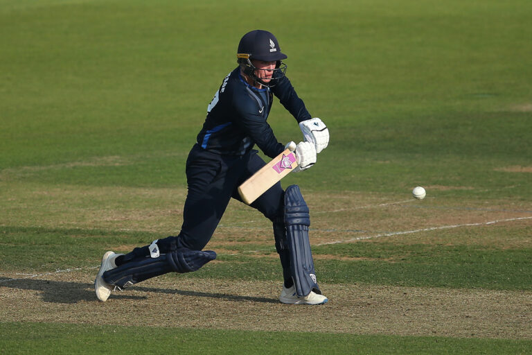 Hollie Armitage hundred rescues Diamonds, sees off Storm