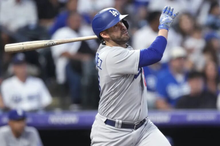 J.D. Martinez expected to make Mets debut on Friday