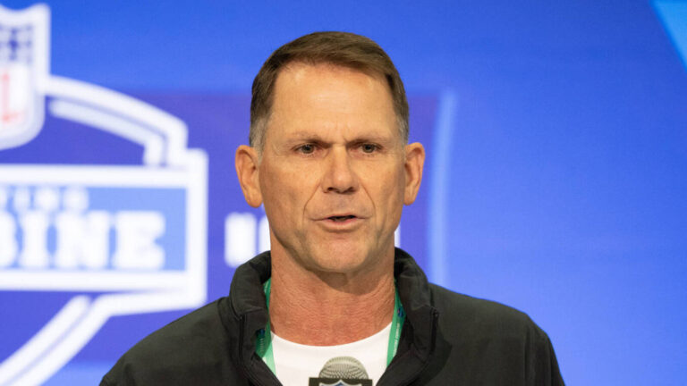 Jaguars exploring WRs in draft, have discussed moving up