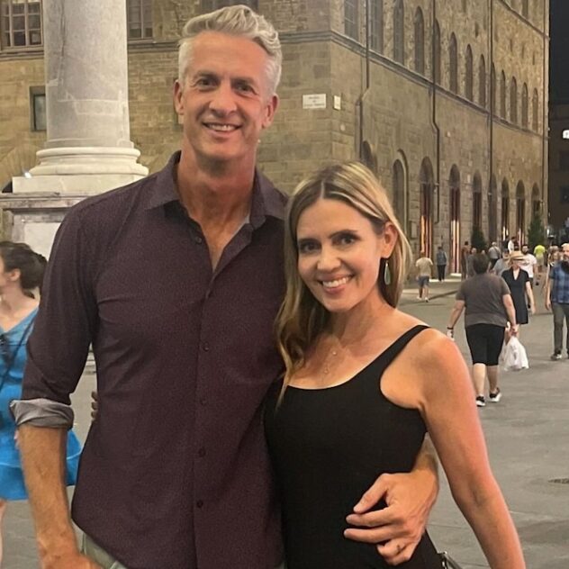 Kim & Penn Holderness Credit Their Amazing Race Win to This