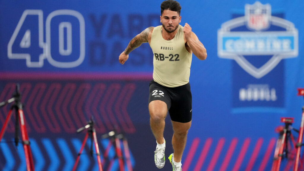 Las Vegas Raiders visited with Missouri running back Cody Schrader before the draft