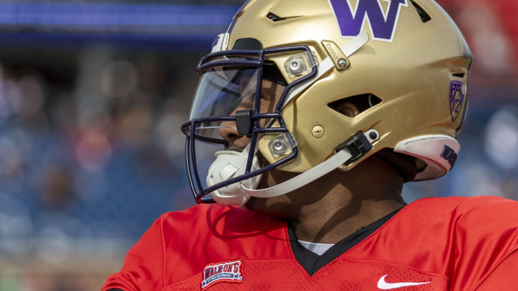 Latest ESPN mock draft has Rams landing a superstar QB in the second round of the 2024 NFL Draft