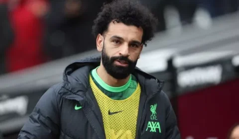 Liverpool trio 'in line for new contracts' but Reds 'braced' for Mohamed Salah transfer bid