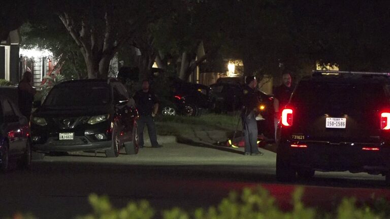 Man hospitalized after being shot by ex-girlfriend during argument, police say