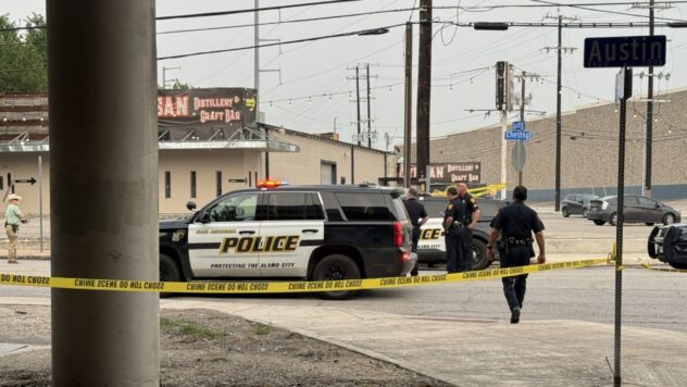 Man shot multiple times in chest near downtown, SAPD says