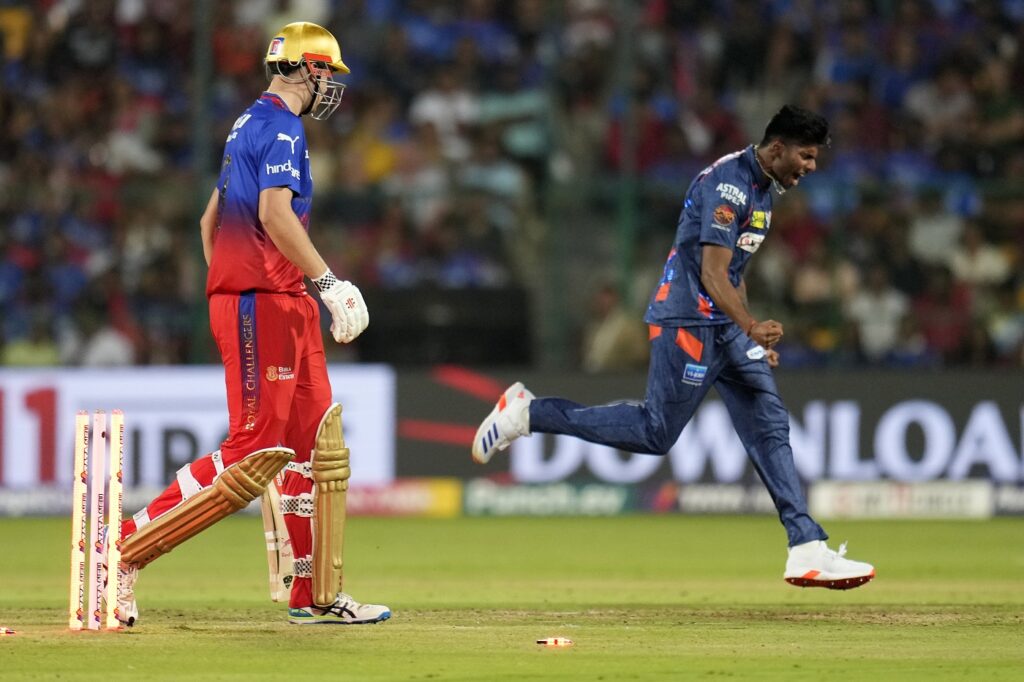 Maxwell on Mayank: You don't often see someone of his pace