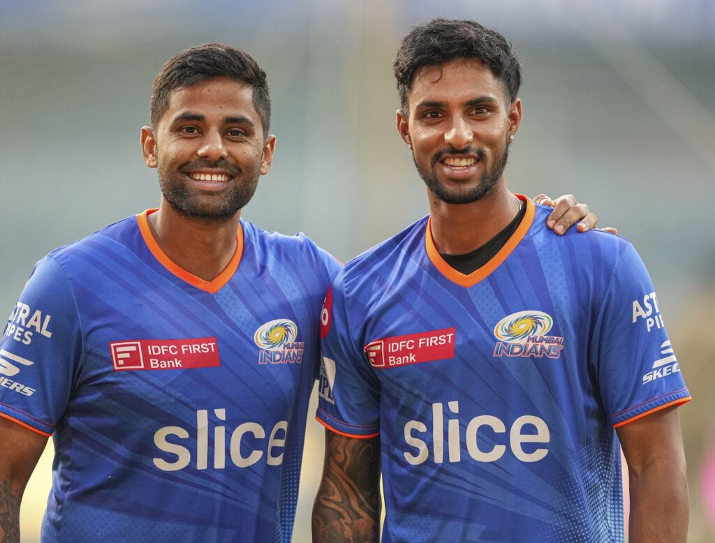 Mumbai look to stretch home streak and keep CSK winless away