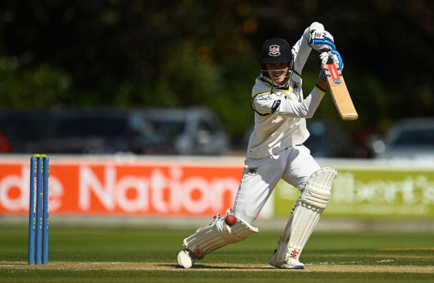 Ollie Price fifty frustrates Middlesex ambition