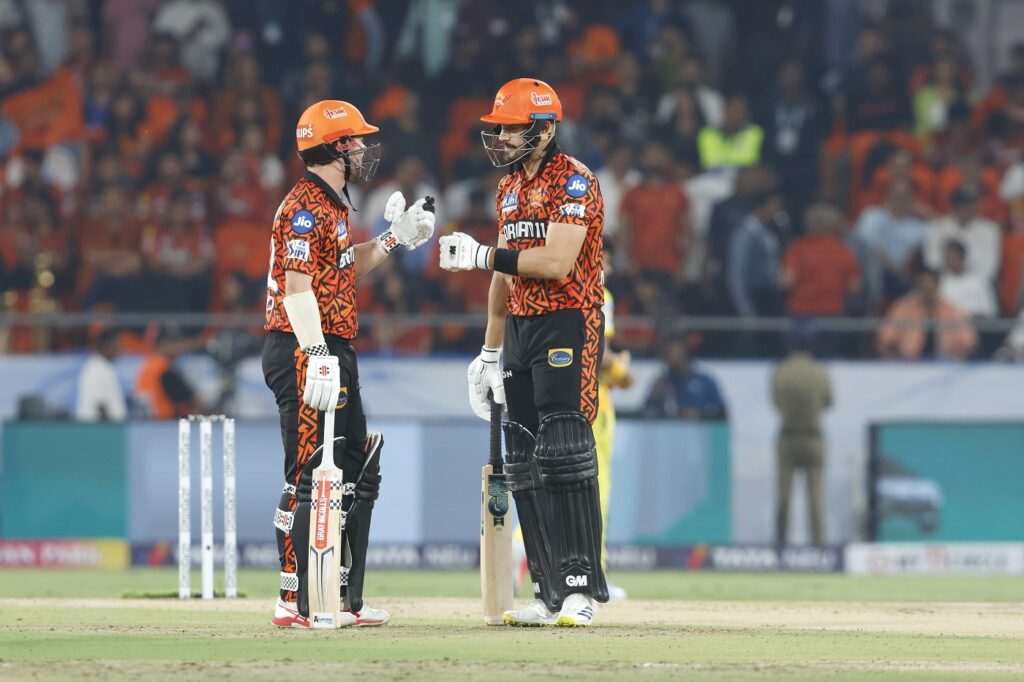 RCB brace for Sunrisers' fireworks at Chinnaswamy