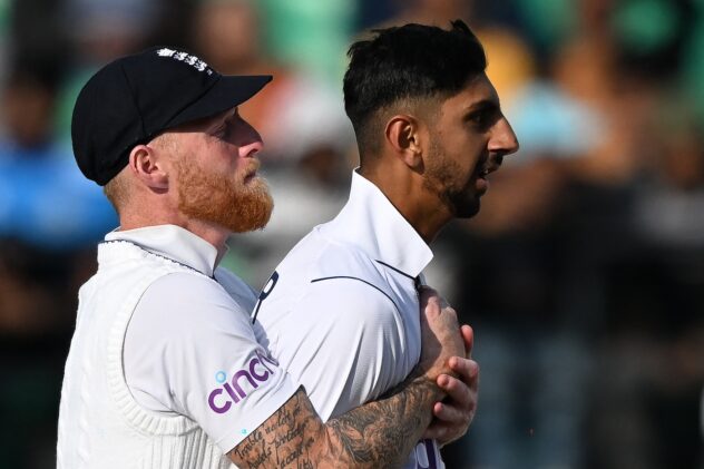 Shoaib Bashir set for Somerset recall despite Migael Pretorius arrival