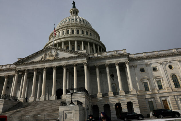 Tears for Congress? DC throws a pity party, claiming members need a raise