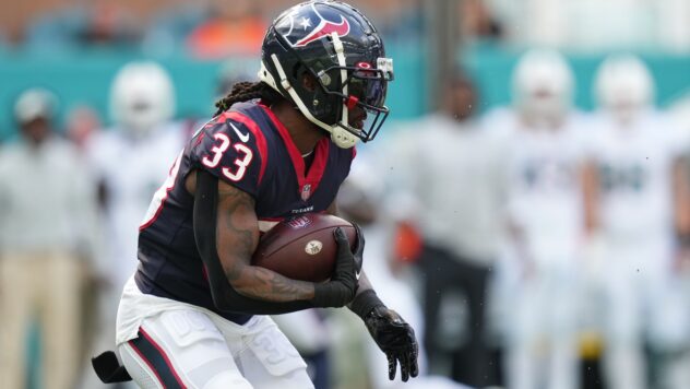 Texans Re-Sign RB Dare Ogunbowale