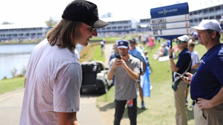 Trevor Lawrence not distracted by looming deal with Jaguars