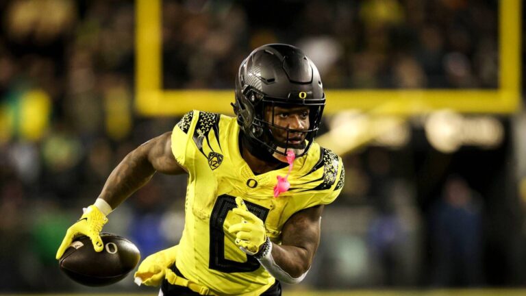 Watch: Buccaneers Bucky Irving College Highlights