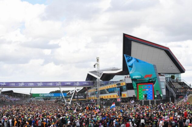 Which circuits are on both the F1 and MotoGP calendars?