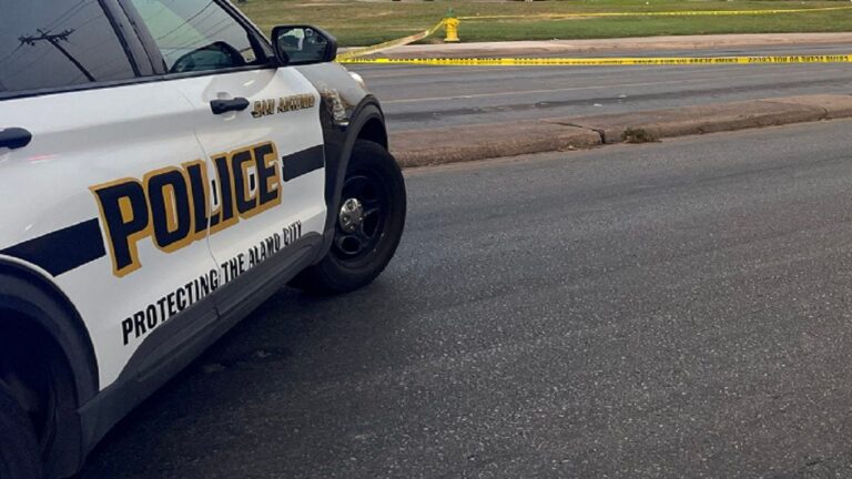 2 people critically injured after vehicle slams into rock and catches fire, SAPD says