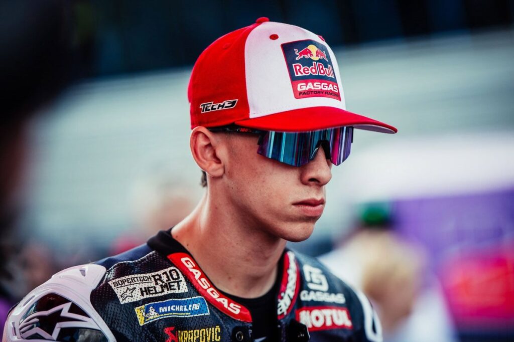 Acosta: Michelin needs to address "strange" vibration issues on 2024 MotoGP bikes