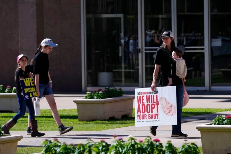 Arizona's Democratic leaders get enough votes to repeal 19th century abortion ban