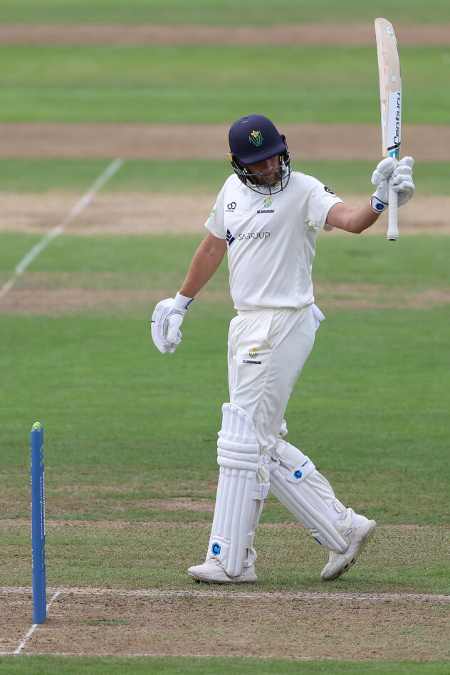 Billy Root makes the running for Glamorgan on rain-shortened day