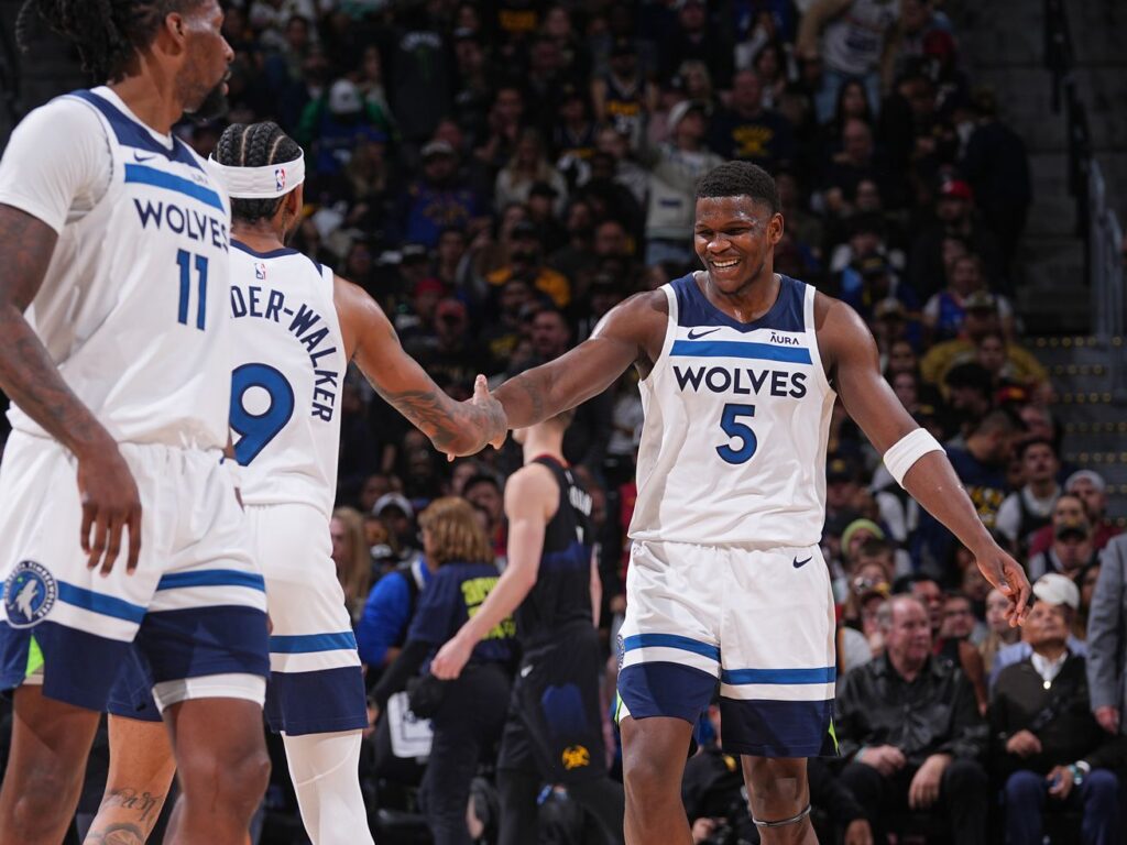 Conference Semifinal Check-In, Boxing Preview, and The Hundred