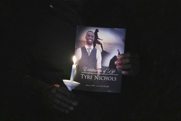 Defense lawyers in Tyre Nichols case want jury to hear evidence about items found in his car