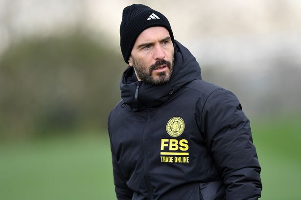 Enzo Maresca to Chelsea delay explained as new talks start before manager appointment