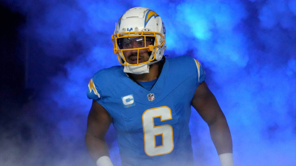 Former All-Pro LB discusses signing with Cowboys