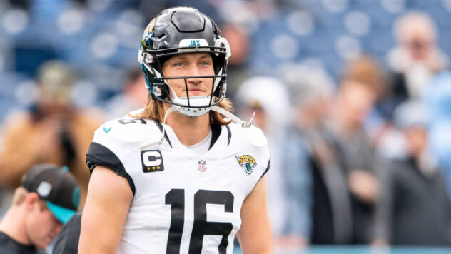 Former GM questions if Jaguars should pay Trevor Lawrence