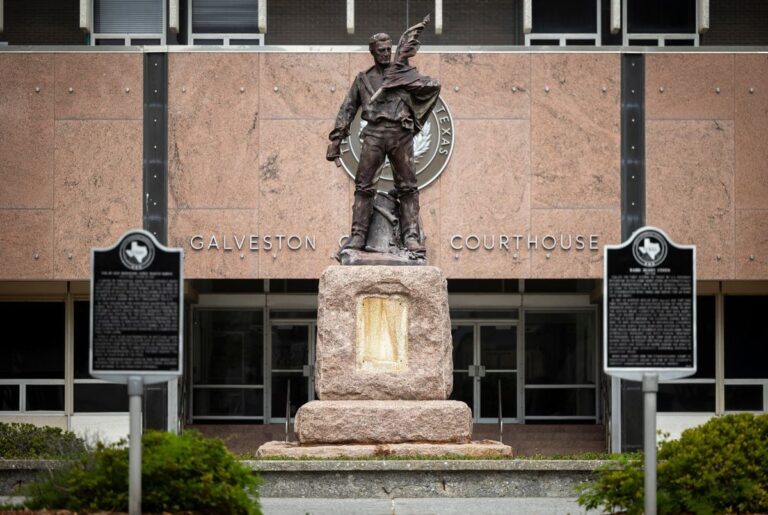 Galveston County redistricting case draws divide among federal appeals court judges