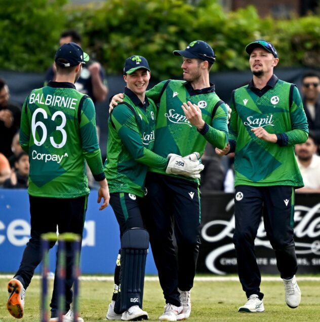Ireland's players get revised central contracts with pay raise