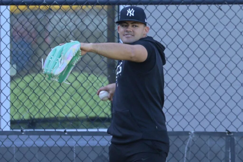 Jasson Dominguez plays outfield for first time in Yankees’ rehab assignment