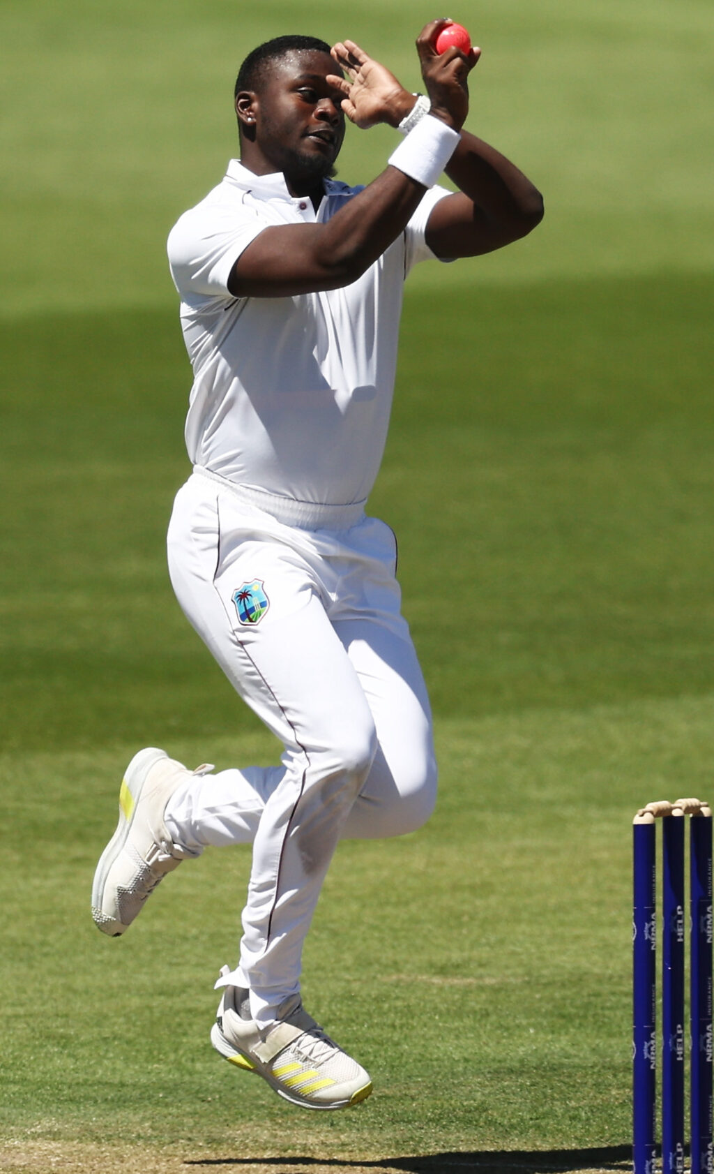 Jayden Seales seals rout for Sussex with second-innings five-for