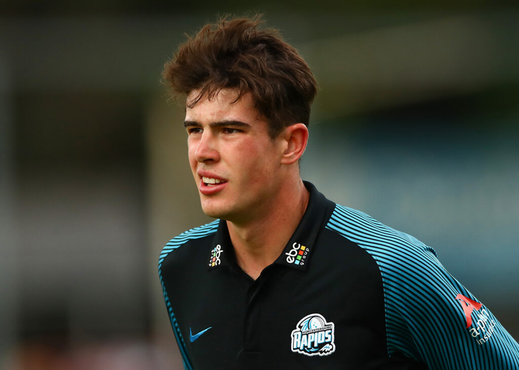 Josh Baker, Worcestershire spinner, dies at the age of 20