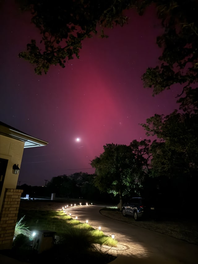 KSAT Connect: Aurora borealis spotted in South Central Texas due to geomagnetic storm