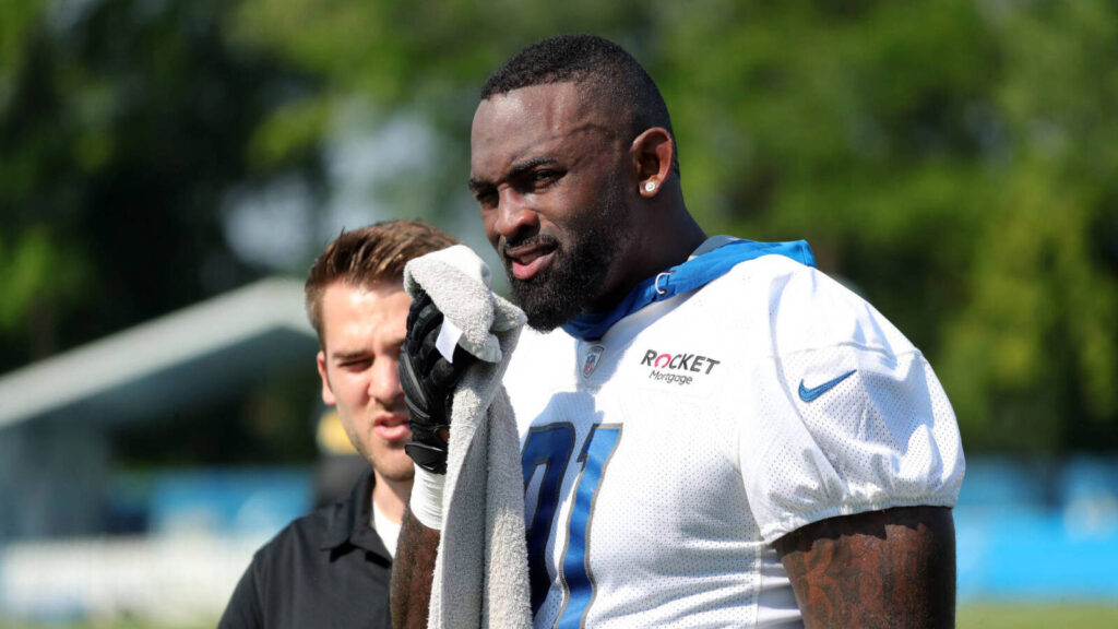 Los Angeles Rams 2012 1st-Round Pick, Star Player Announces Retirement