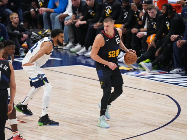 Mavs Take Control, Boston Advances, and NBA Obituary Season, Plus Bob Ryan Talks Jokic Historically and Not Trusting These Celtics