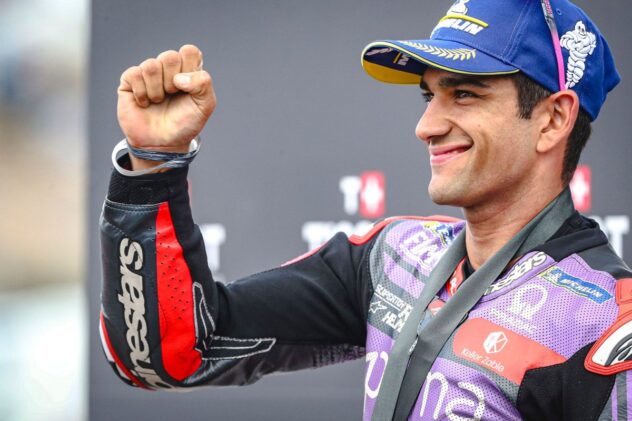 MotoGP Spanish GP: Martin wins mad, crash-filled sprint race from Acosta