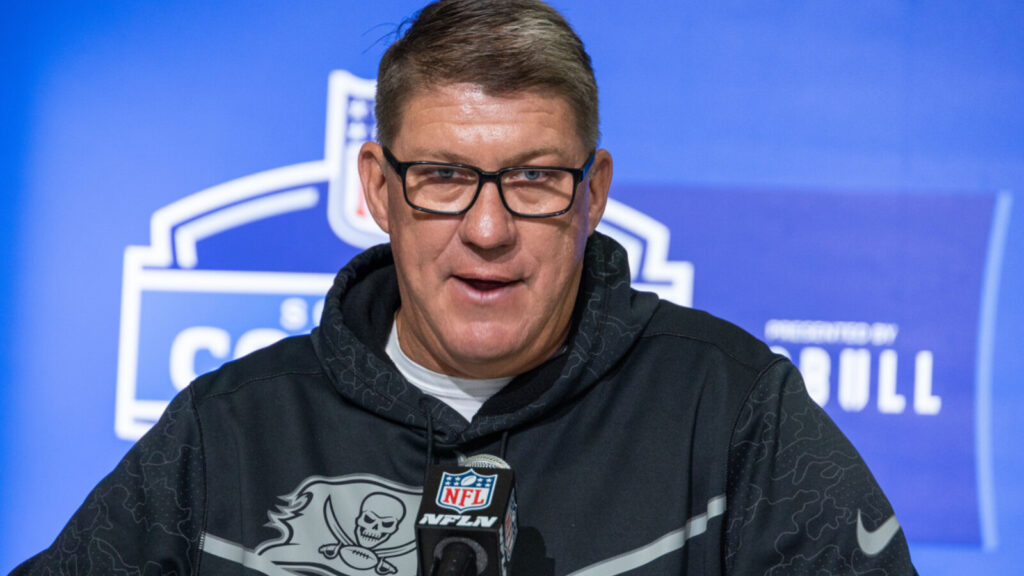 National outlet hits nail on head when comparing Tampa Bay Buccaneers GM Jason Licht to one of his peers