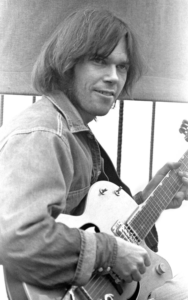 Neil Young and Crazy Horse to Release Long-in-the-Works Archival Album Early Daze