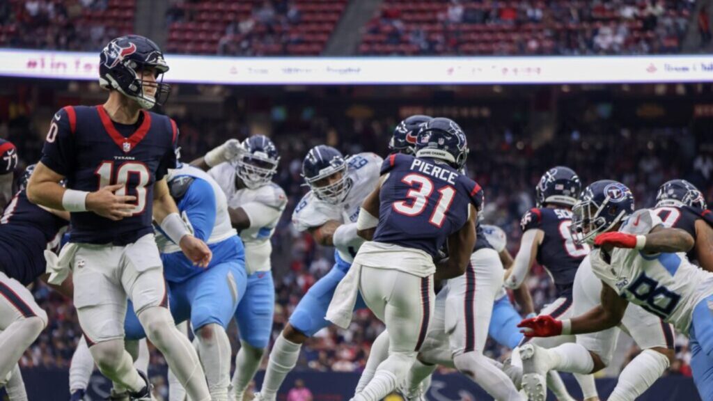 NFL Analyst Names 2 Potential Trade Destinations For Starting Running Back