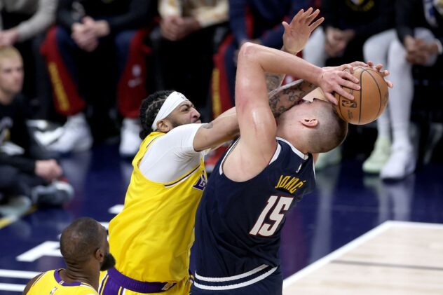 Open Thread: How losing a timeout to request a coach’s challenge can alter the outcome of a game