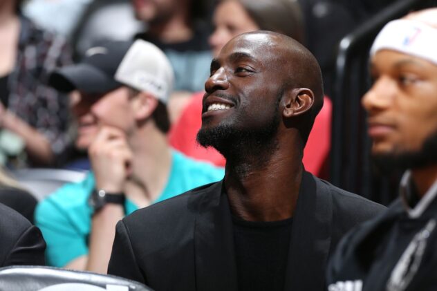 Open Thread: The Minnesota Timberwolves look to celebrate Kevin Garnett’s birthday by advancing to the Western Conference Finals