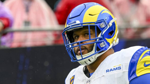Rams GM details plan to lure Aaron Donald out of retirement