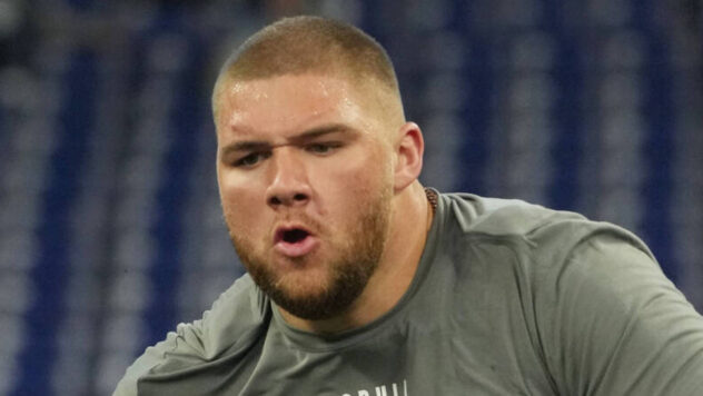 Rams sign second-round defensive tackle