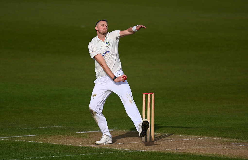 Robinson, Hudson-Prentice among wickets as Sussex take upper hand