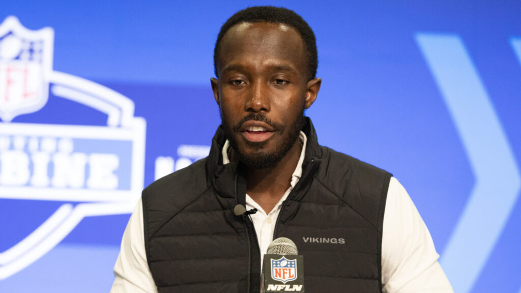 San Francisco 49ers set to receive a gift for 2025 because of old friend's questionable decision for NFC rival