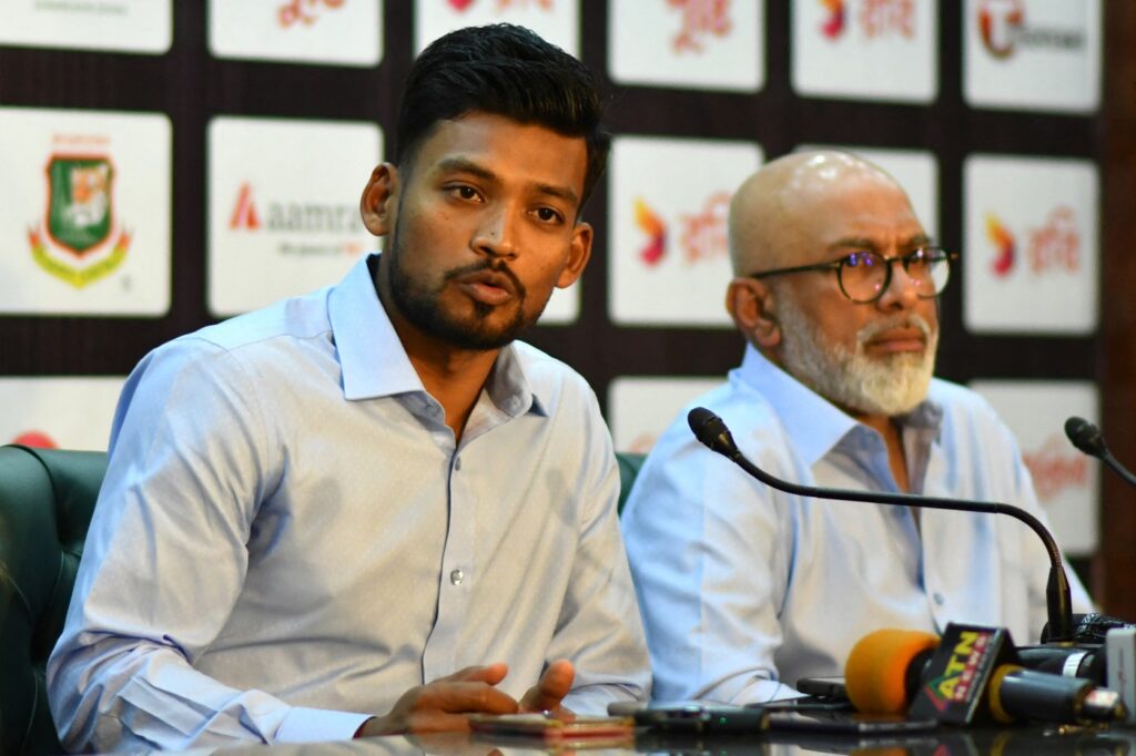 Shanto wants Mahmudullah and Shakib to 'spread their experience' around the team